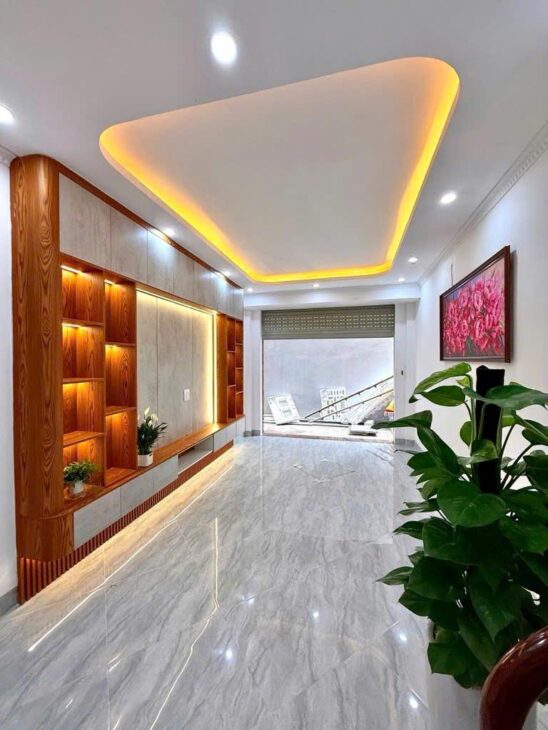 NHỈNH 8 TỶ SỞ HỮU MỚI XÂY THANG MÁY Ô TÔ GẦN PHƯỜNG ĐỊNH CÔNG, 32M2 X 6 TẦNG