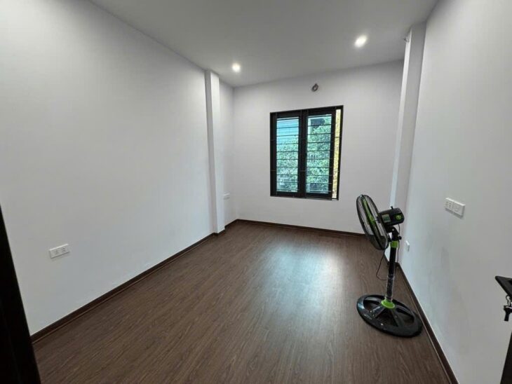 BÁN NHÀ PHƯỜNG ĐỊNH CÔNG, QUẬN HOÀNG MAI, Ô TÔ VÀO NHÀ 51M2 4 TẦNG 11,5 TỶ