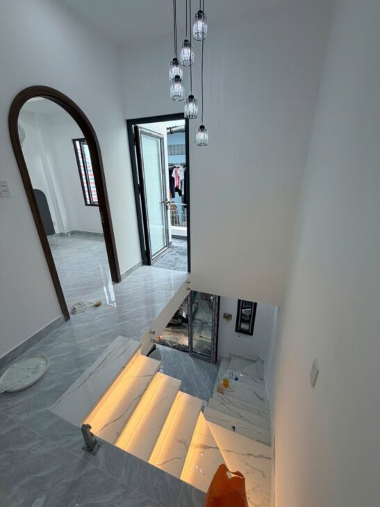 Biệt Thự Mini Âu Cơ TBình Chỉ 4.748 Tỷ– 2Tầng Đúc Đẹp – Full Nội Thất Cao Cấp