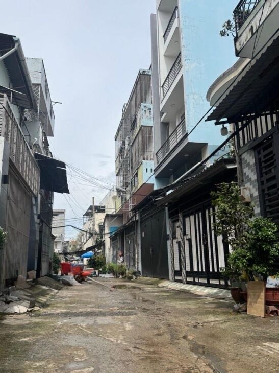 BÁN NHÀ DƯƠNG QUẢNG HÀM GÒ VẤP, HẺM XE HƠI, GẦN EMART, 48M², 3PN, 5.4 TỶ TL