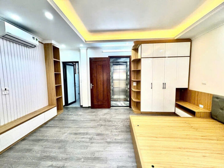 Bán nhà Phố Tôn Đức Thắng, 7 Tầng Thang Máy, Ngõ Nông Gần Mặt Phố, Giá: 14.5 Tỷ, Lh: 0396935190.