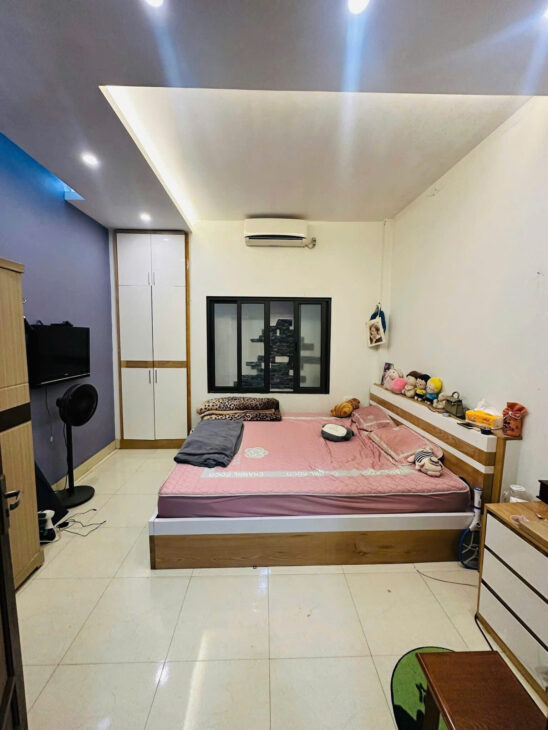 Bán nhà SĐCC Nguyễn Đức Cảnh 45m2, 4 tầng, 4 ngủ, 3 WC, 9 Tỷ