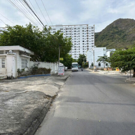 Bán biệt thự đẹp khu Thoại Ngọc Hầu – Nha Trang 256m² – giá 22 tỷ TL