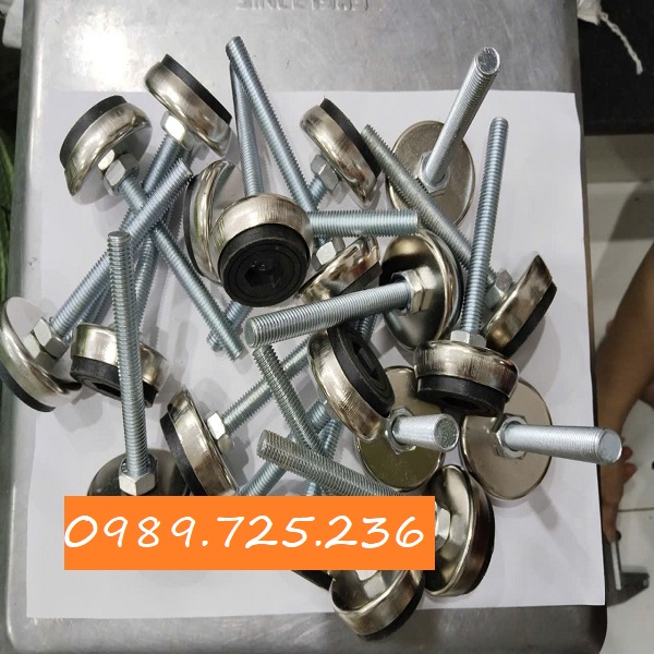 Vì sao nên mua chân phễu M10x100?