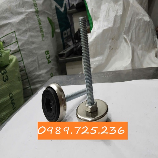 Vì sao nên mua chân phễu M10x100?