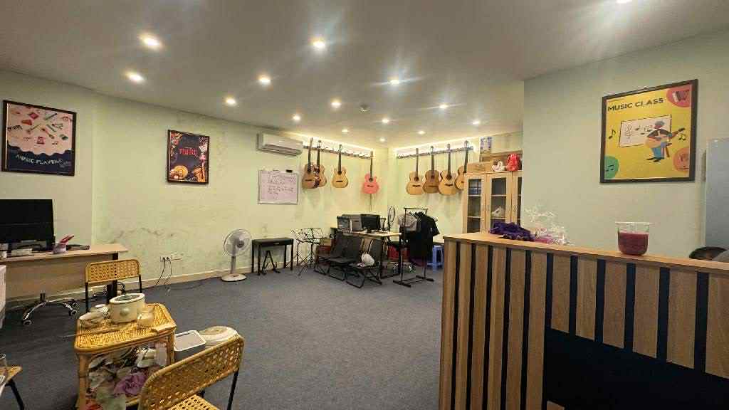 bán toà nhà Apartment Ngọc Thuỵ, 2 sàn văn phòng + 15 căn hộ khép kín, dòng tiền 130tr/tháng
