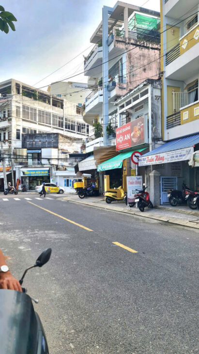 Bán nhà 3 tầng đường lớn Đào Duy Từ – gần Thống Nhất – sổ hồng riêng