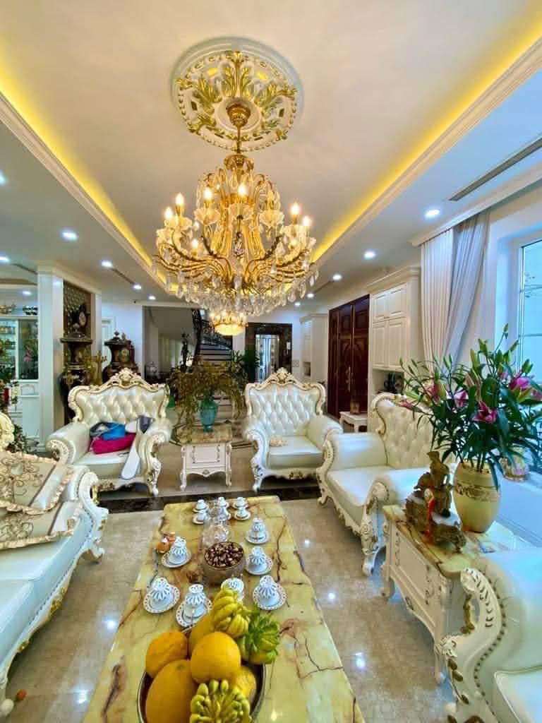 Biệt thự thượng lưu Vinhomes Riverside 206m x 4tầng, mặt tiền 15m, nội thất cao cấp, an ninh tuyệt