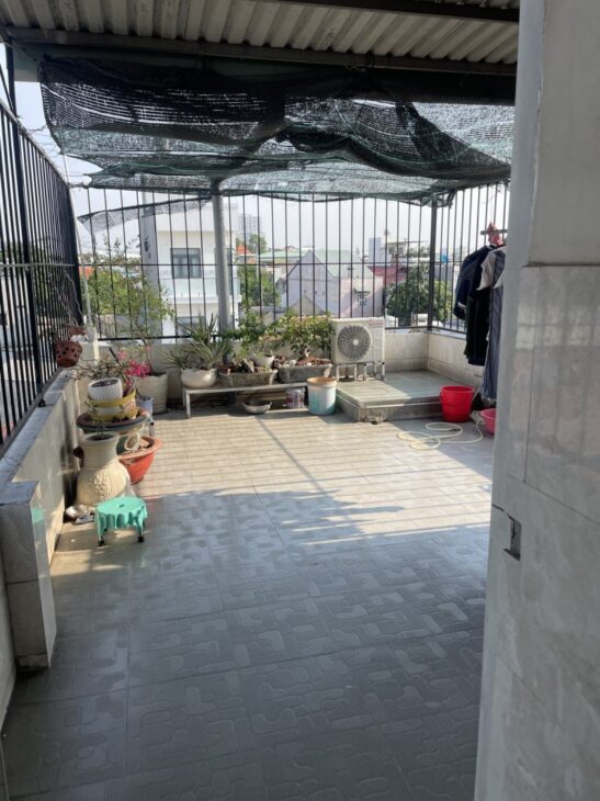 Bán nhà 3 tầng, 4PN đường 160, Phường Tăng Nhơn Phú A, Q.9. TP HCM. DT 58m2, SH, 5.8 tỷ.