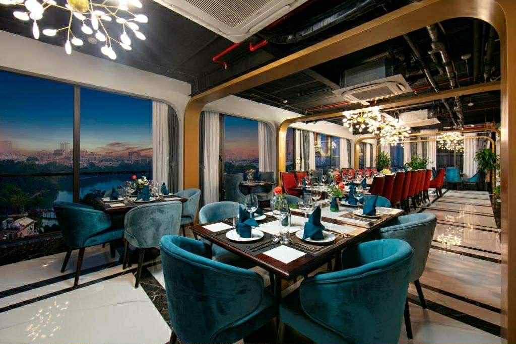 bán khách sạn 4* Hoàn Kiếm, 500m x 12 tầng, mặt tiền 18m, dòng tiền 1 tỷ/tháng