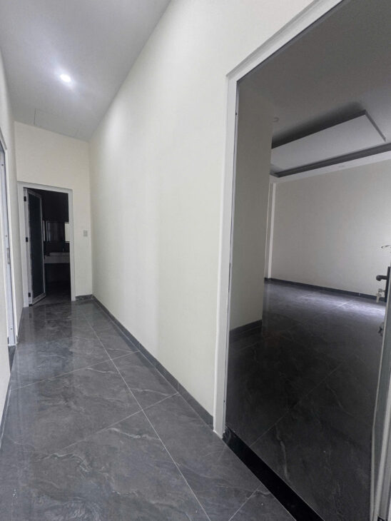 Nhà căn góc phường Tây Nha Trang cách 23/10 50m đường ô tô tận nơi đối diện trường Mầm non Vĩnh