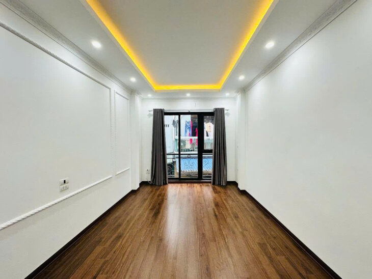 NHÀ MỚI NGAY LÁNG HẠ, GIẢNG VÕ 32M 5 TẦNG – 3PN RỘNG GIÁ 7.98 TỶ