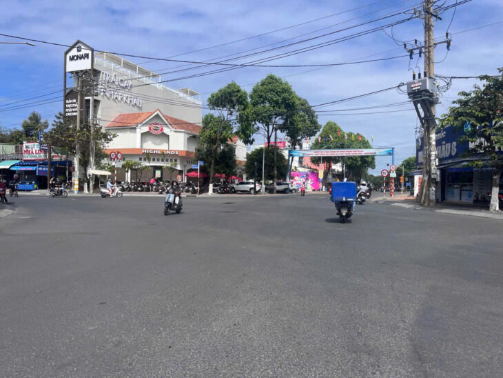 Nhà Mới 3 Tầng – Mặt Tiền Kinh Doanh – Hai Bà Trưng – Trần Hưng Đạo – Trung Tâm Đông Hòa,,