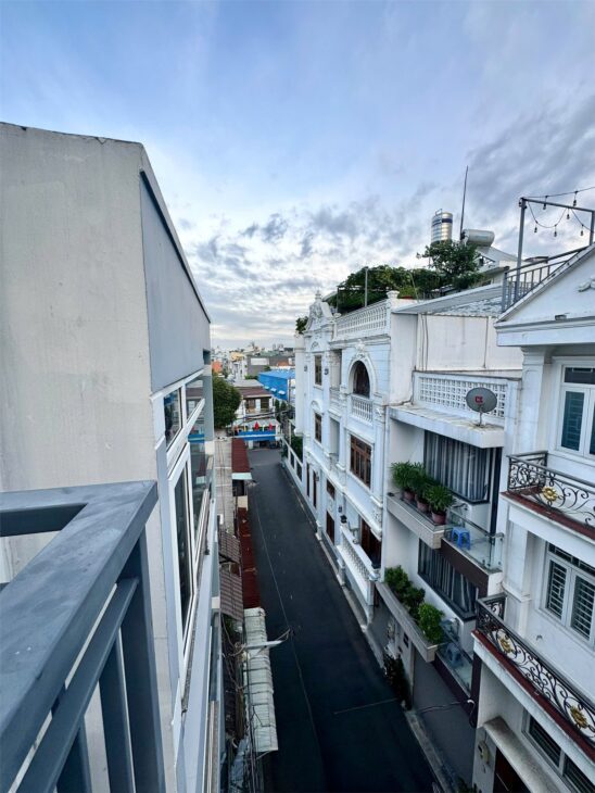 4.5❌15m, BÁN NHÀ 4 TẦNG, KHU PHÂN LÔ, HẺM 8M, PHẠM VĂN BẠCH, F15 TÂN BÌNH, 10 TỶ NHỈNH