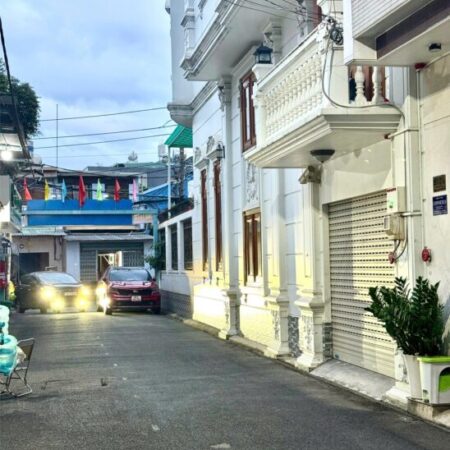 4.5❌15m, BÁN NHÀ 4 TẦNG, KHU PHÂN LÔ, HẺM 8M, PHẠM VĂN BẠCH, F15 TÂN BÌNH, 10 TỶ NHỈNH