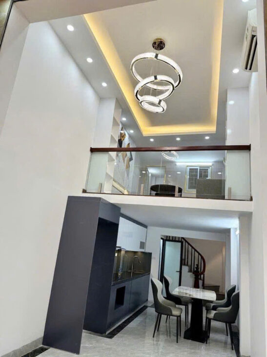 Bán nhà Khương Trung, Thanh Xuân sổ 30m 5 tầng tặng full nội thất chỉ 7,95 tỷ