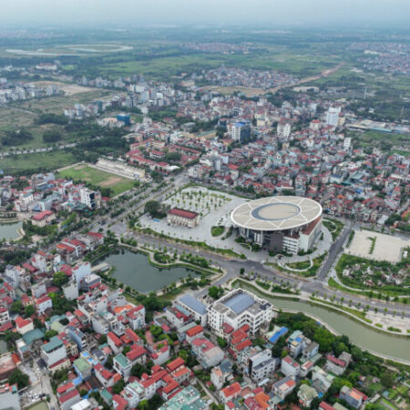 90M mặt quốc lộ 3 . sẵn nhà 4 tầng