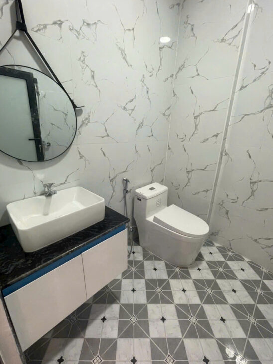 bán nhà 2 tầng kiên cố vĩnh hải – 3 mặt thoáng – hẻm ô tô – giá chỉ 3,5 tỷ