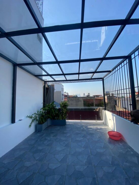 Nhà phân lô Hoàng Văn Thái-42m*5 tầng*4,5mMT- Ôtô đỗ cửa-Gần Trường,Chợ. Giá 15,8 tỷ