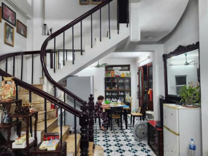 BÁN NHÀ XUÂN DIỆU TÂY HỒ 43M 2.5 TẦNG MẶT TIỀN 5M Ở LUÔN GIÁ 17.5 TỶ 0336212066
