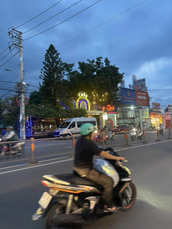 BÁN NHÀ XƯỞNG (20×63) MẶT TIỀN NGUYỄN VĂN BỨA, XUÂN THỚI SƠN – HÓC MÔN