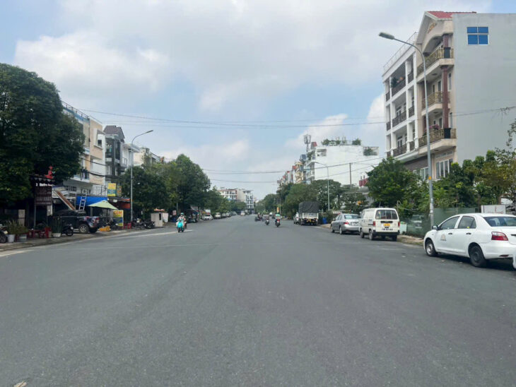 LÔ GÓC (13×30) 2MT ĐẸP HUỲNH THỊ NA (CÁCH MT 50M) GẦN HIỆP THÀNH, Q12 CHỈ 12.5 TỶ