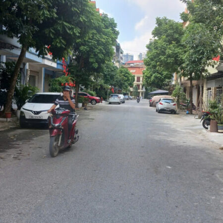 🔥 TRUNG TÂM BỜ HỘI – GẦN LÊ TRỌNG TẤN, 6 TẦNG ĐẸP, SỔ NỞ HẬU – CỰC KỲ HIẾM 🔥 TRUNG TÂM BỜ HỘI – GẦN LÊ TRỌNG TẤN, 6 TẦNG ĐẸP, SỔ NỞ HẬU – CỰC KỲ HIẾM