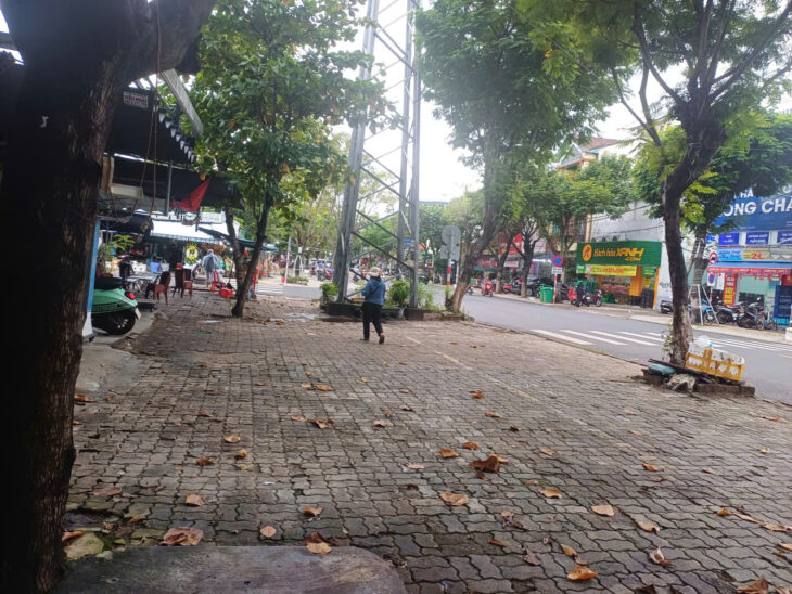 MẶT TIỀN LÊ THANH NGHỊ – VỈA HÈ 20M – ĐƯỜNG 10.5M – VỊ TRÍ ĐẮC ĐỊA TT HẢI CHÂU