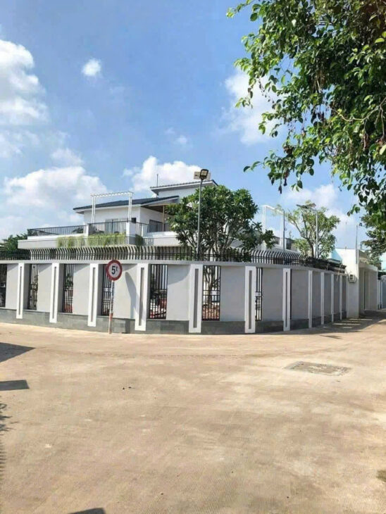 Bán nhà 2 mặt tiền 25x30m giá 21,5 tỷ Đường 8m Nguyễn Thị Thảnh