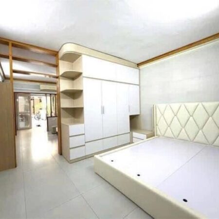 TẬP THỂ CẦU GIẤY TẦNG 1 DT 80M GIÁ 5,8 TỶ,Ô TÔ ĐỖ CỬA TẬP THỂ CẦU GIẤY TẦNG 1 DT 80M GIÁ 5,8 TỶ,Ô TÔ ĐỖ CỬA