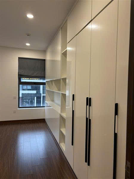 Bán chung cư Bình Minh Đức Giang . View đẳng cấp, nội thất đẹp. Lô goc, tiện ích ngập tràn . giá 7x