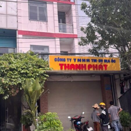 CHÍNH CHỦ Cần Bán 2 Căn Nhà Vị Trí Đắc Địa Tại Thành phố Dĩ An, Bình Dương CHÍNH CHỦ Cần Bán 2 Căn Nhà Vị Trí Đắc Địa Tại Thành phố Dĩ An, Bình Dương