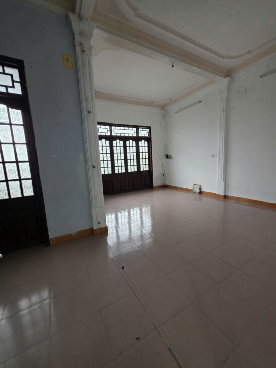 Ch0 thuê.nhà 2 tầng Phan Bội Châu, TP Huế.