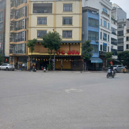 MẶT TIỀN SÁNG – 3 Ô TÔ TRÁNH – LACASTA VĂN PHÚ – KINH DOANH SIÊU LỢI NHUẬN