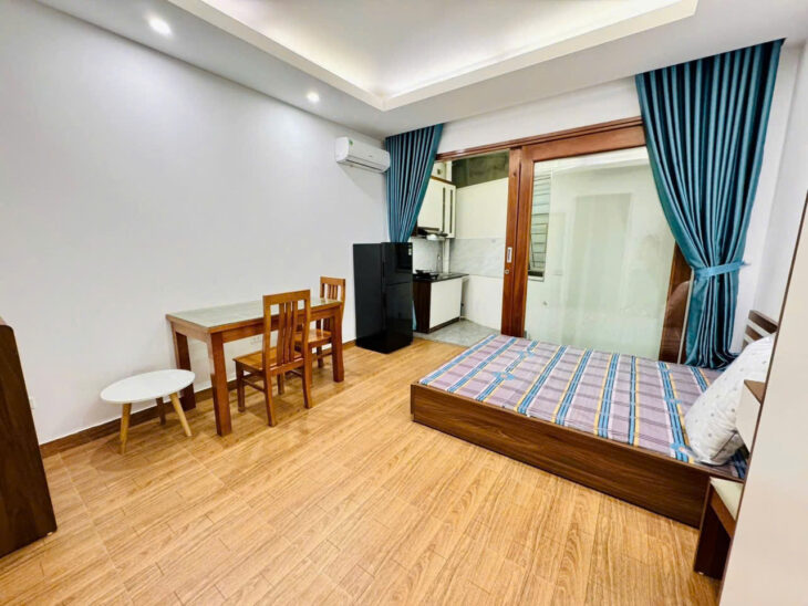 BÁN NHÀ ĐẸP, ĐƯỜNG LẠC LONG QUÂN, TÂY HỒ, HN.