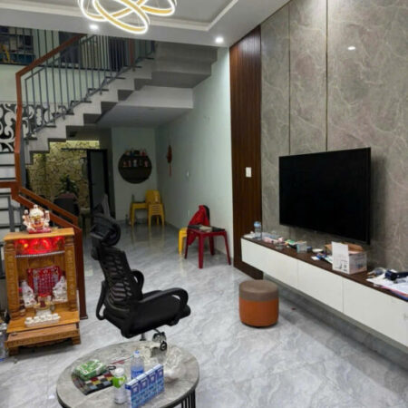 CẦN BÁN NHÀ 2 TẦNG KIÊN CỐ – HẺM Ô TÔ ĐƯỜNG 2/9 – TRUNG TÂM HẢI CHÂU