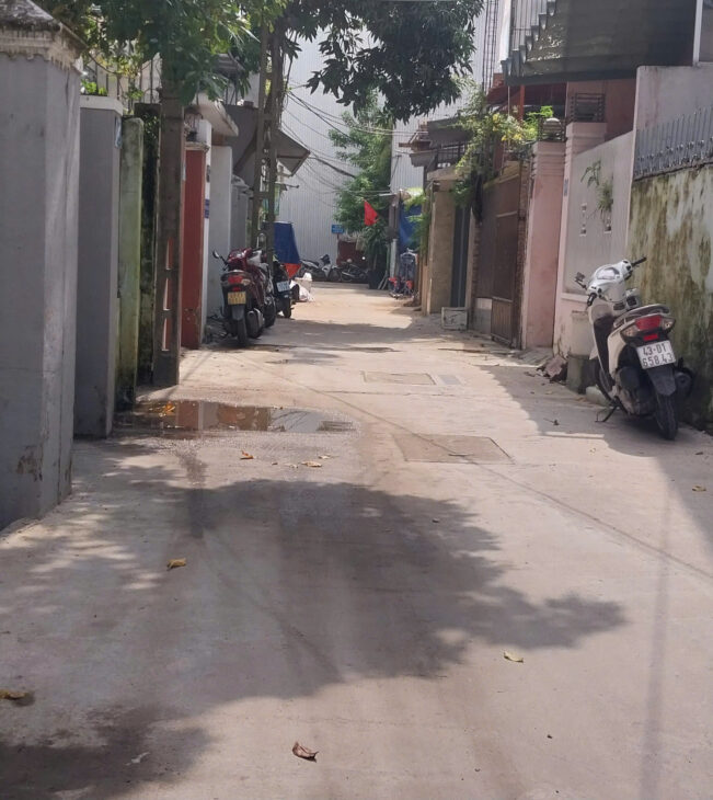 # Nhà Kiệt Ô tô, sát Yên Khê 2, gần CĐ Thương Mại, 90m2, Gác đúc sạch đẹp, 3.xx tỷ