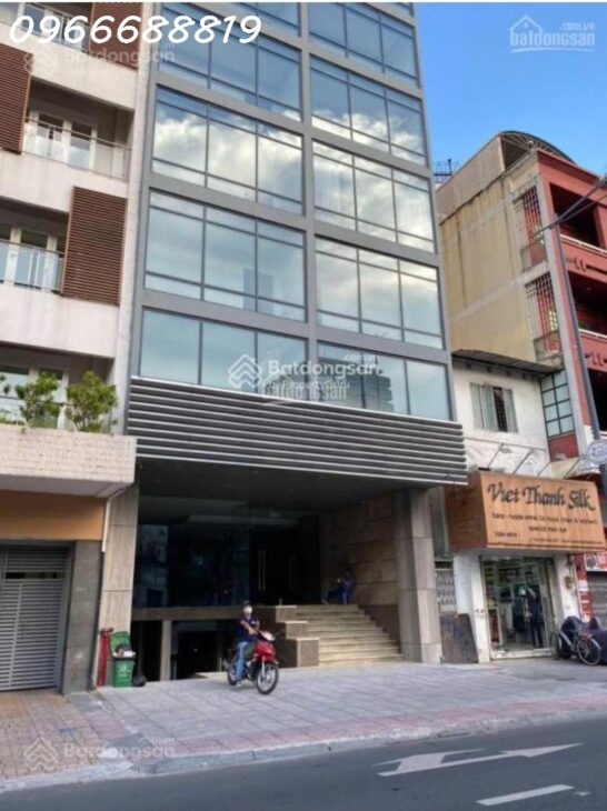 Chủ Nhà Định Cư Nước Ngoài Cần Bán Găp Trong Tháng – Nhà Mặt Tiền Hoàng Hoa Thám – P.13, Q. Tân Bình