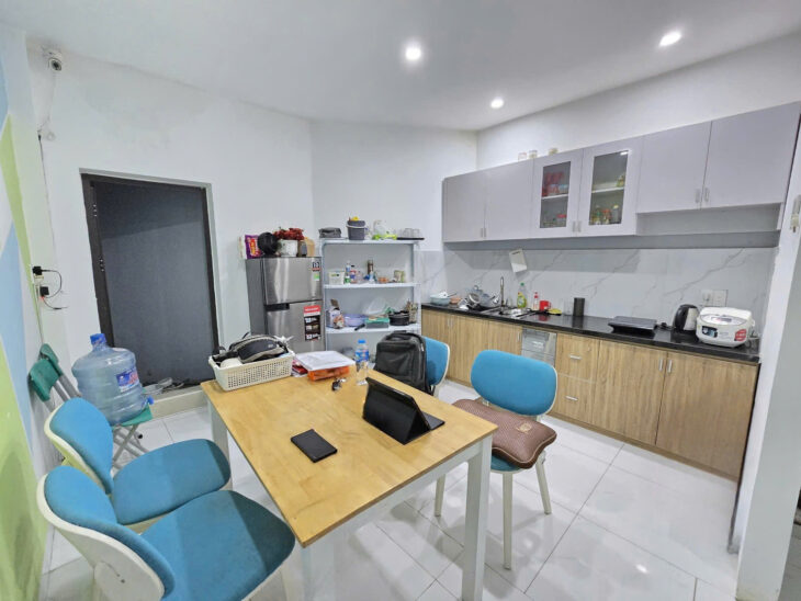 ► Nhà Kiệt 3m, 20m Ô tô đậu, K814 Trần Cao Vân, 50m2, 2 mê đúc, 3.55 tỷ