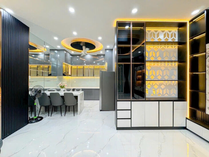 Bán Nhà Hẻm Xe Hơi 7M – 4 Tầng – 5PN – Huỳnh Tấn Phát – Chỉ Nhỉnh 7T
