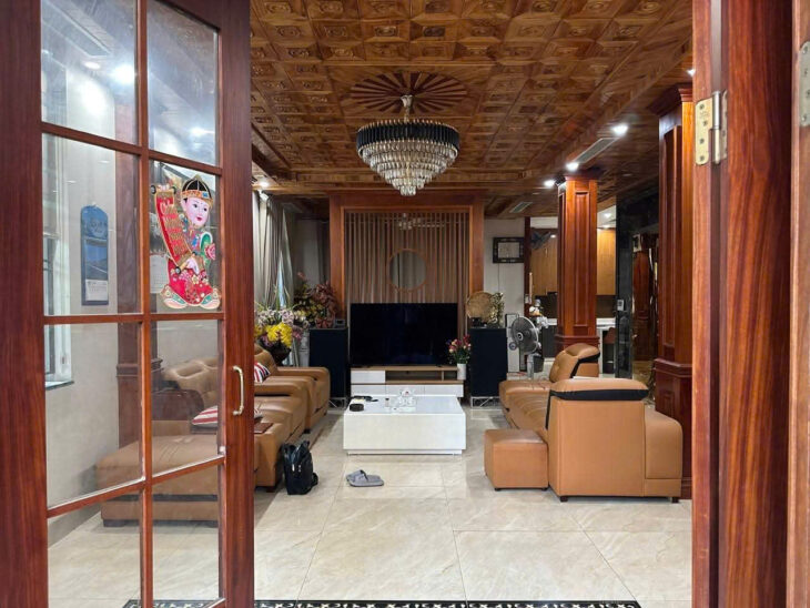 Bán Biệt thự ô góc Liền kề Khu Đô thị văn Phú vỉa hè kinh doanh chân chung cư 226 m 4 tầng mt 15m