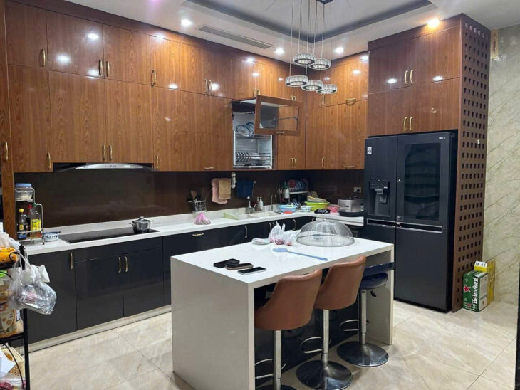 Bán Biệt thự ô góc Liền kề Khu Đô thị văn Phú vỉa hè kinh doanh chân chung cư 226 m 4 tầng mt 15m