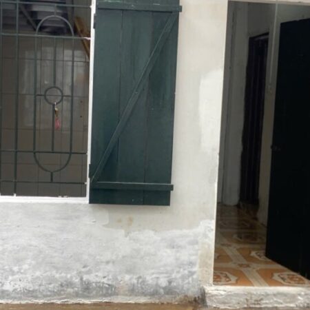 Cho thuê nhà cấp 4 30m2 đường nước Phần Lan, Phường Tứ Liên, Quận Tây Hồ, Hà Nội