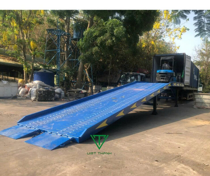 Cầu Dẫn Xe Nâng – Dốc nâng Lên Container
