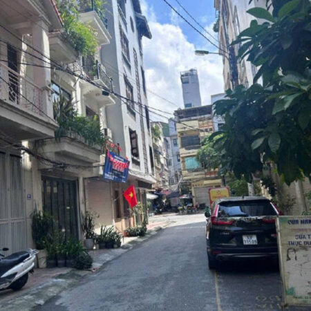 Bán nhà phố Vĩnh Phúc – Ba Đình – Ô tô ngủ trong nhà – 50m , 5 tầng , mt 4m – Giá vào việc 20 tỷ.