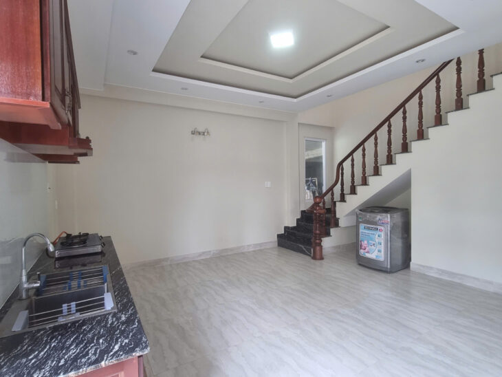 Cho thuê nhà nguyên căn 3 phòng ngủ full nội thất mặt tiền Trần Đại Nghĩa phường 8 Đà Lạt giá 12