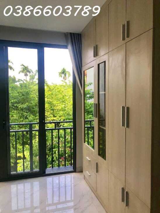 100m² – Ngọc Thụy, mặt tiền 4m, 5 tầng – ô tô tránh, ngõ thông – giá chào 16 tỷ