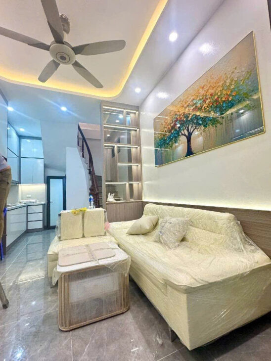 💥 NHÀ ĐẸP GIẢI PHÓNG – Ô TÔ – NGÕ THÔNG 32M *5 tầng * 7.85 tỷ thương lương mạnh