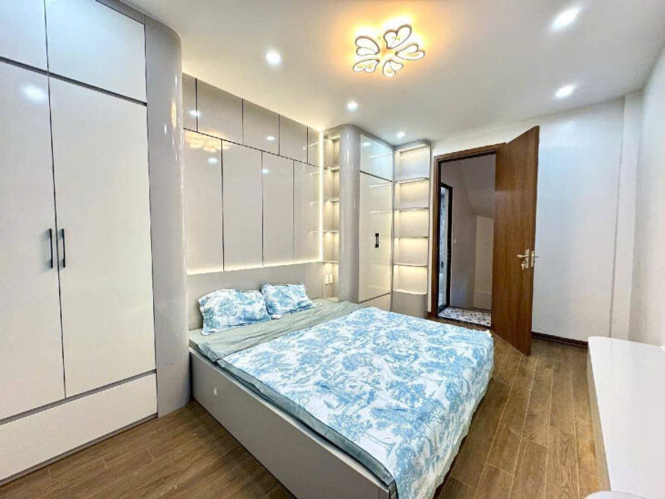 💥 NHÀ ĐẸP GIẢI PHÓNG – Ô TÔ – NGÕ THÔNG 32M *5 tầng * 7.85 tỷ thương lương mạnh