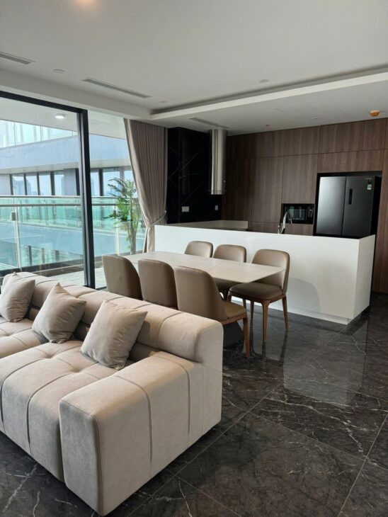 CĂN HỘ ĐẸP – GIÁ TỐT – Cho Thuê Căn Hộ Golden River Phường Phú Thượng, Quận Tây Hồ, tp Hà Nội